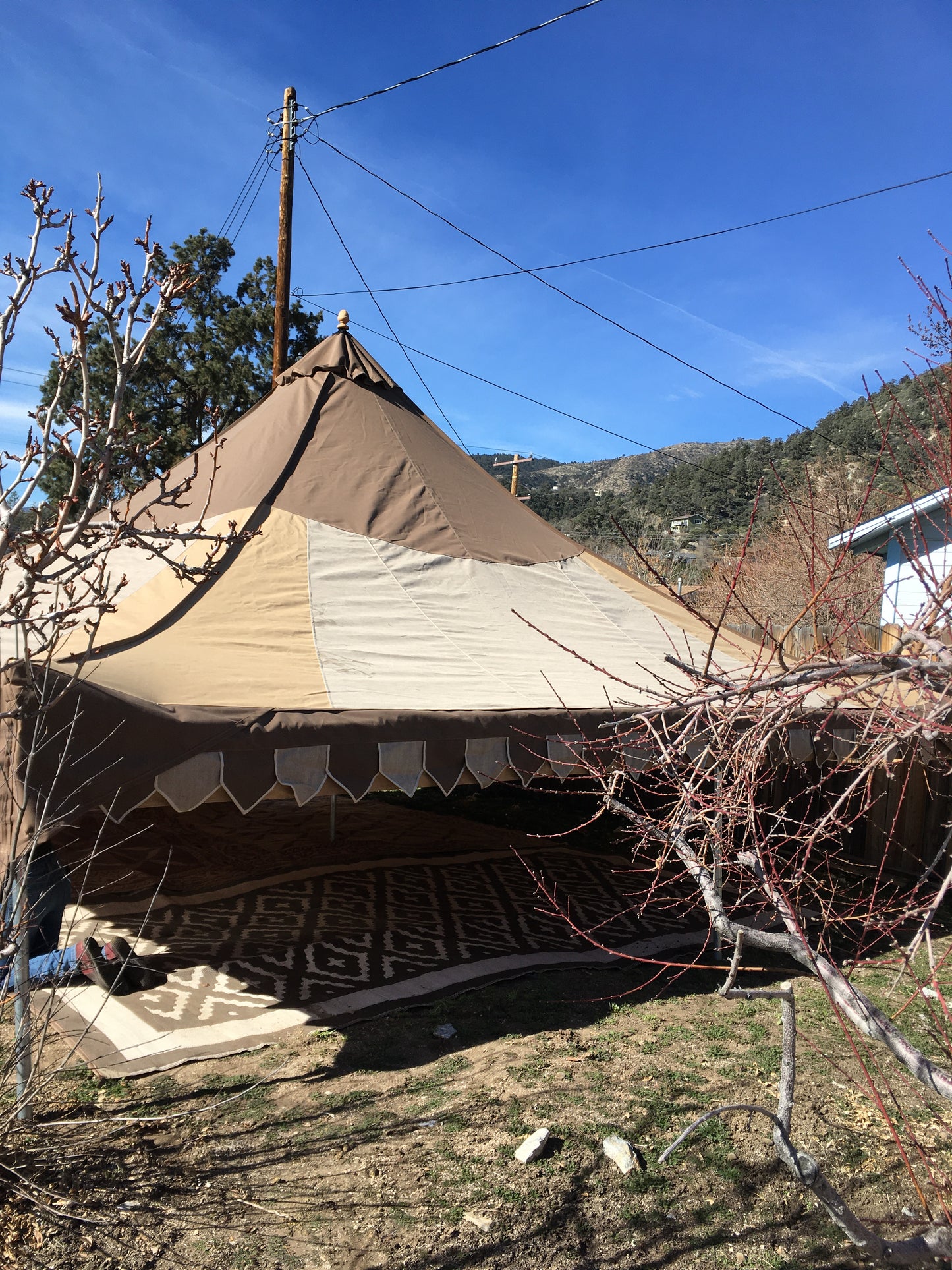 Oakenfoot 20-foote tent system