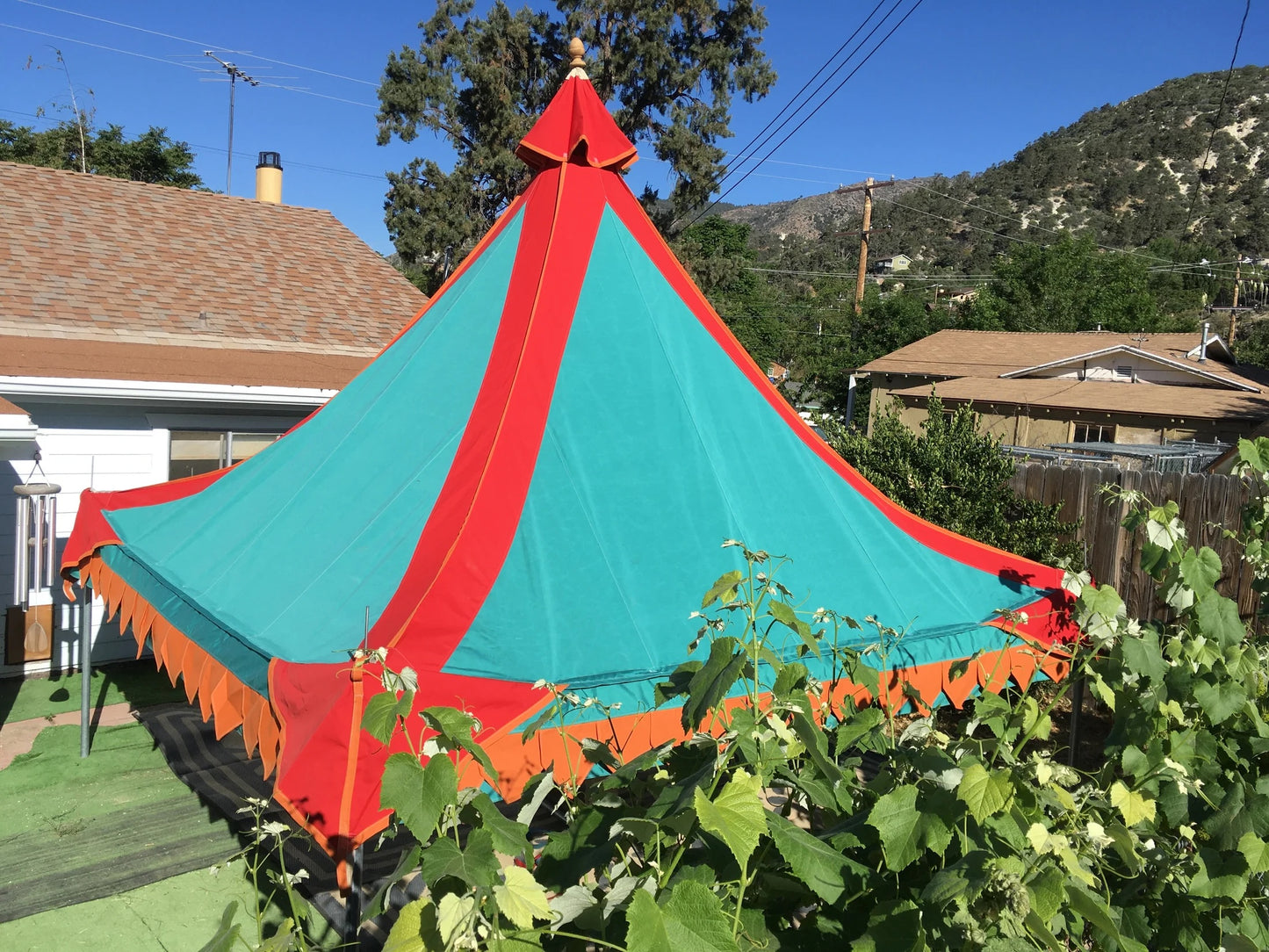 Oakenfoot build-a-tent - Flag of Scotland, Saltire design, tent system
