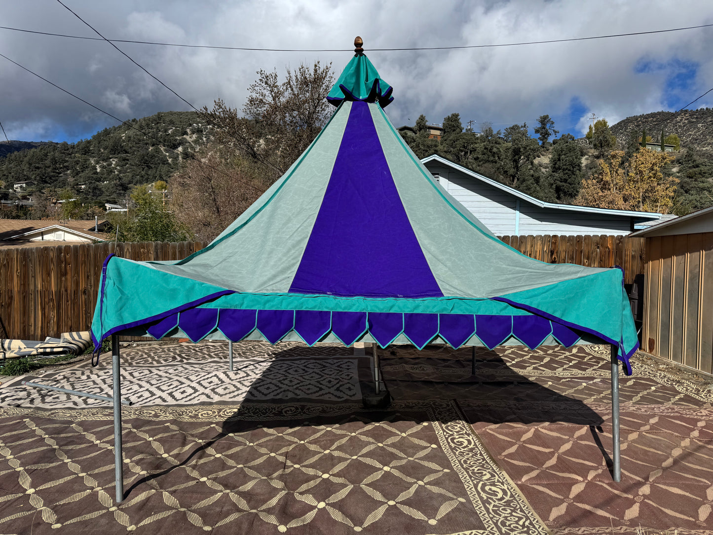 2026 new 10'x10' Oakenfoot tent system, center pole free, off the shelf